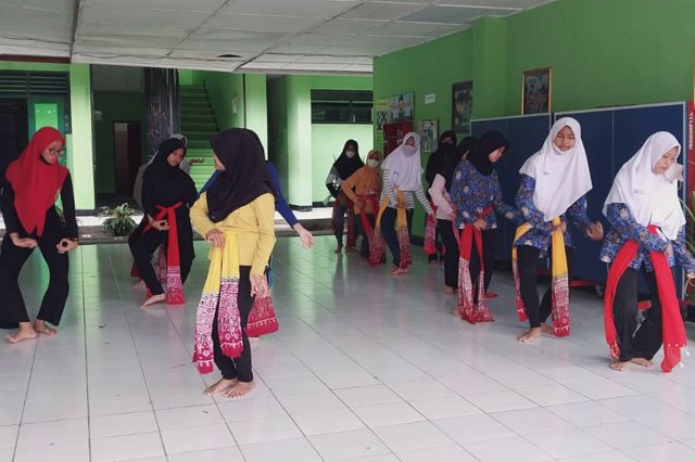 tari2